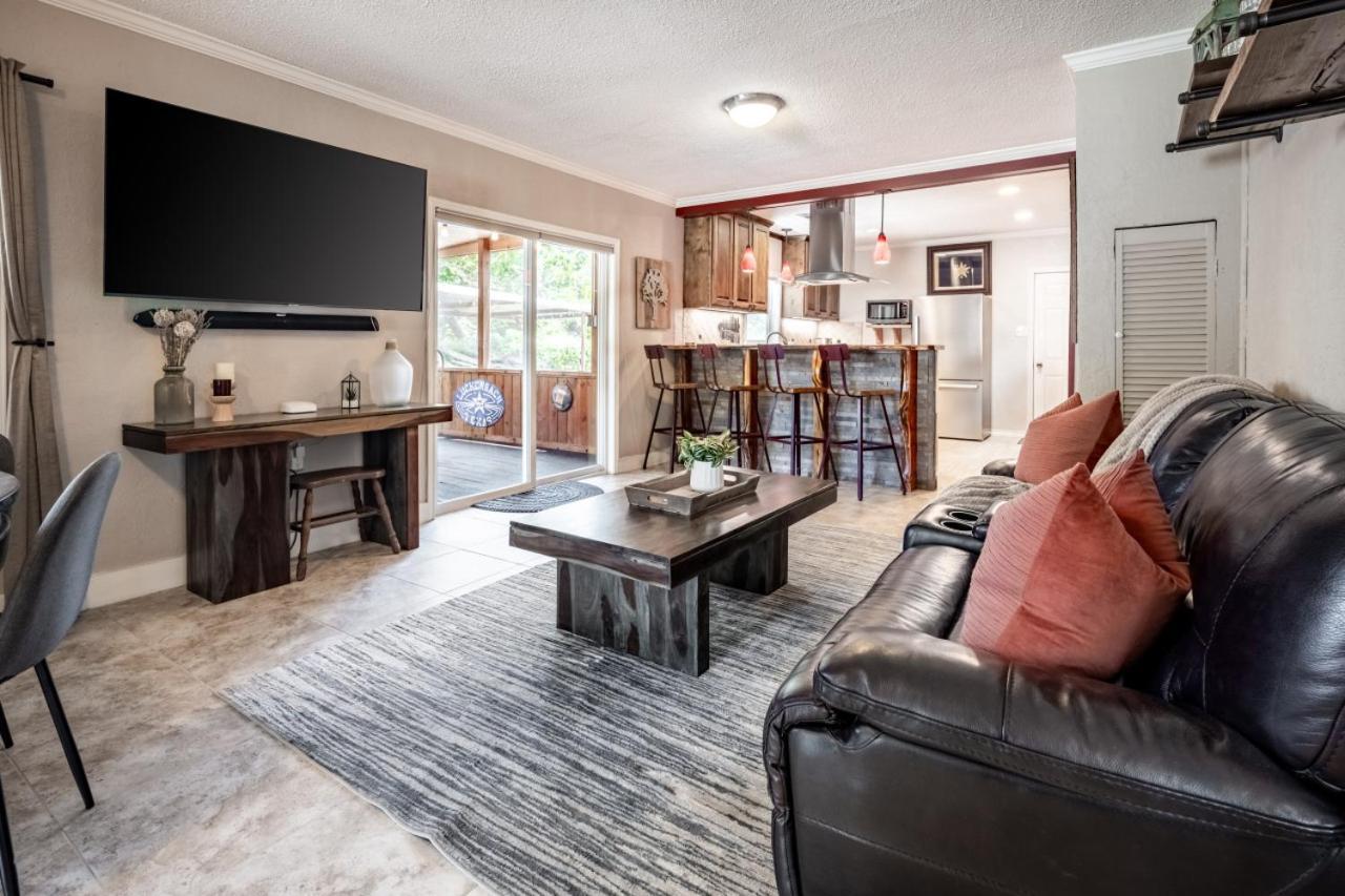 Ol Sarge Retreat Outdoor Amenities Cozy Charm Villa Bryan Exterior foto