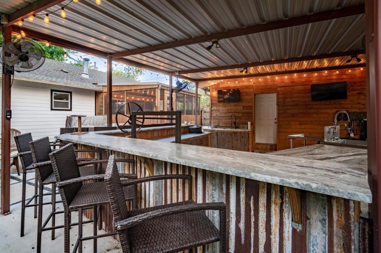 Ol Sarge Retreat Outdoor Amenities Cozy Charm Villa Bryan Exterior foto