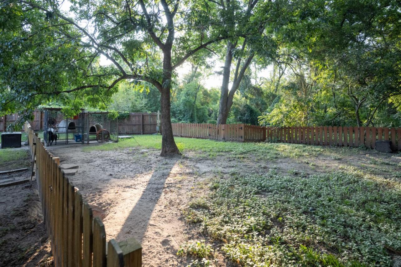 Ol Sarge Retreat Outdoor Amenities Cozy Charm Villa Bryan Exterior foto