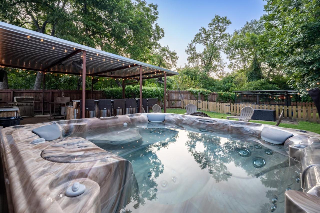 Ol Sarge Retreat Outdoor Amenities Cozy Charm Villa Bryan Exterior foto