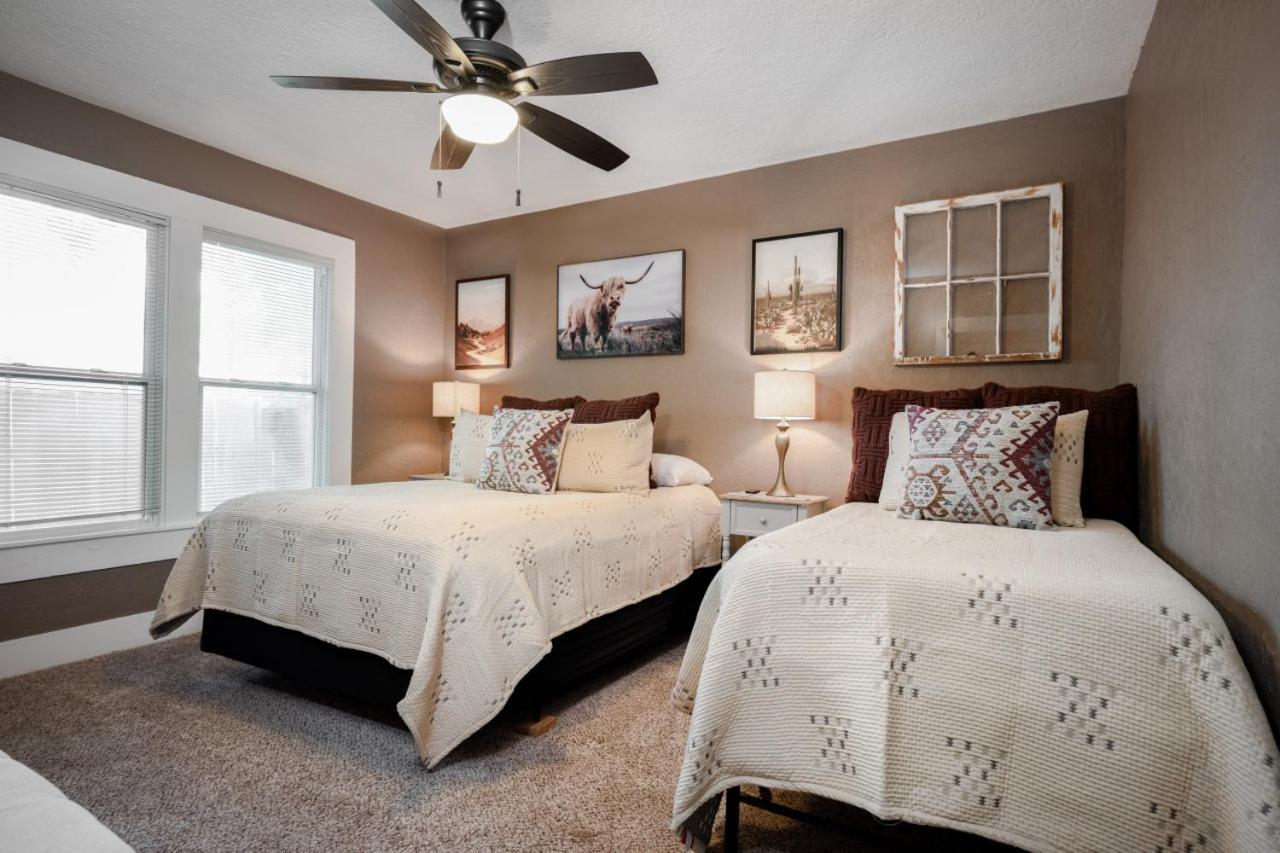 Ol Sarge Retreat Outdoor Amenities Cozy Charm Villa Bryan Exterior foto